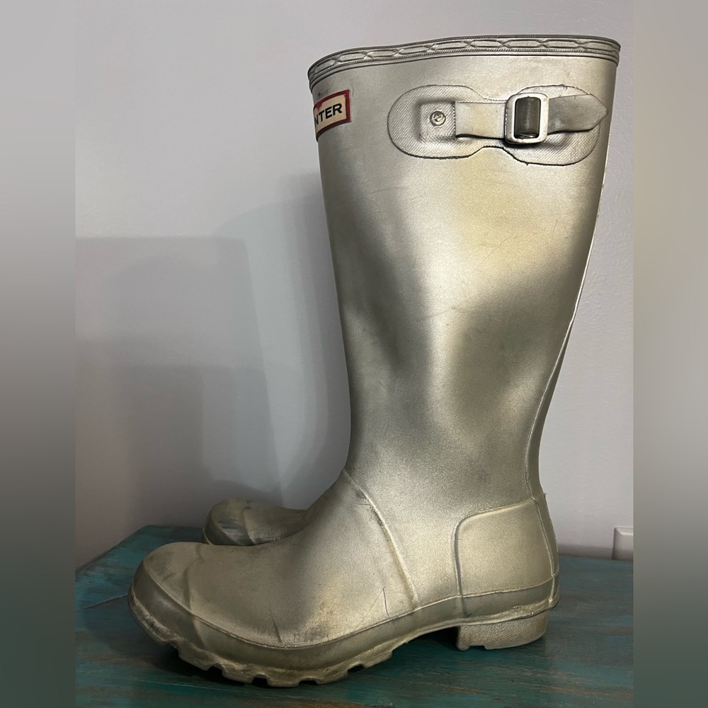 Silver HUNTER rain boots.